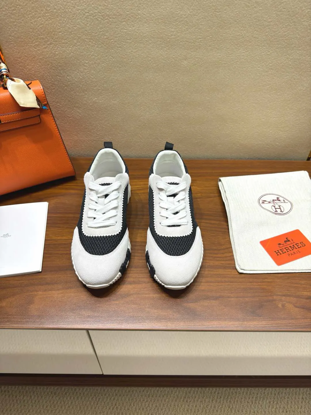 💕💕Factory direct selling price p640💕💕 Men ➕20💰Hermes 🐎24 new sports shoes 🆕 H family 2024giga new sports shoes **3cm, a real artifact, original molded outsole, very stylish and light, perfect foot feel💯 size: 34-46 (customized at 34.45.46)